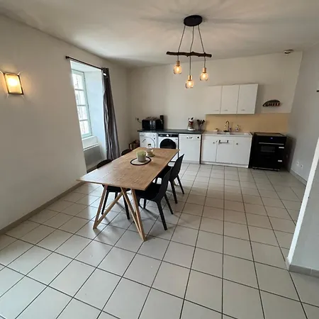 Rhona 아파트